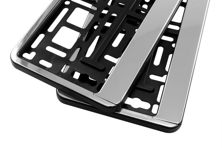 Ramka tablicy rejestracyjnej CARBON / CHROM