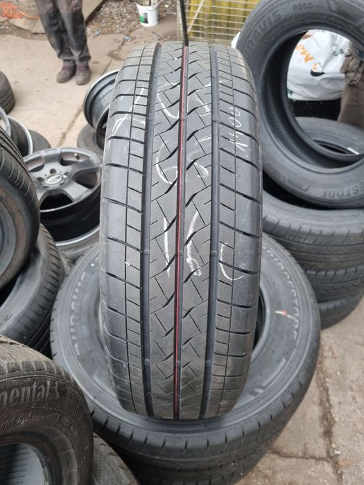 para opon letnich Bridgestone 205/65/r16c