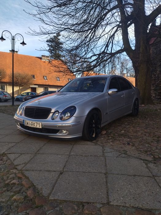 Mercedes w211 3.2 CDI R6 273km 660NM AVANTGARDE