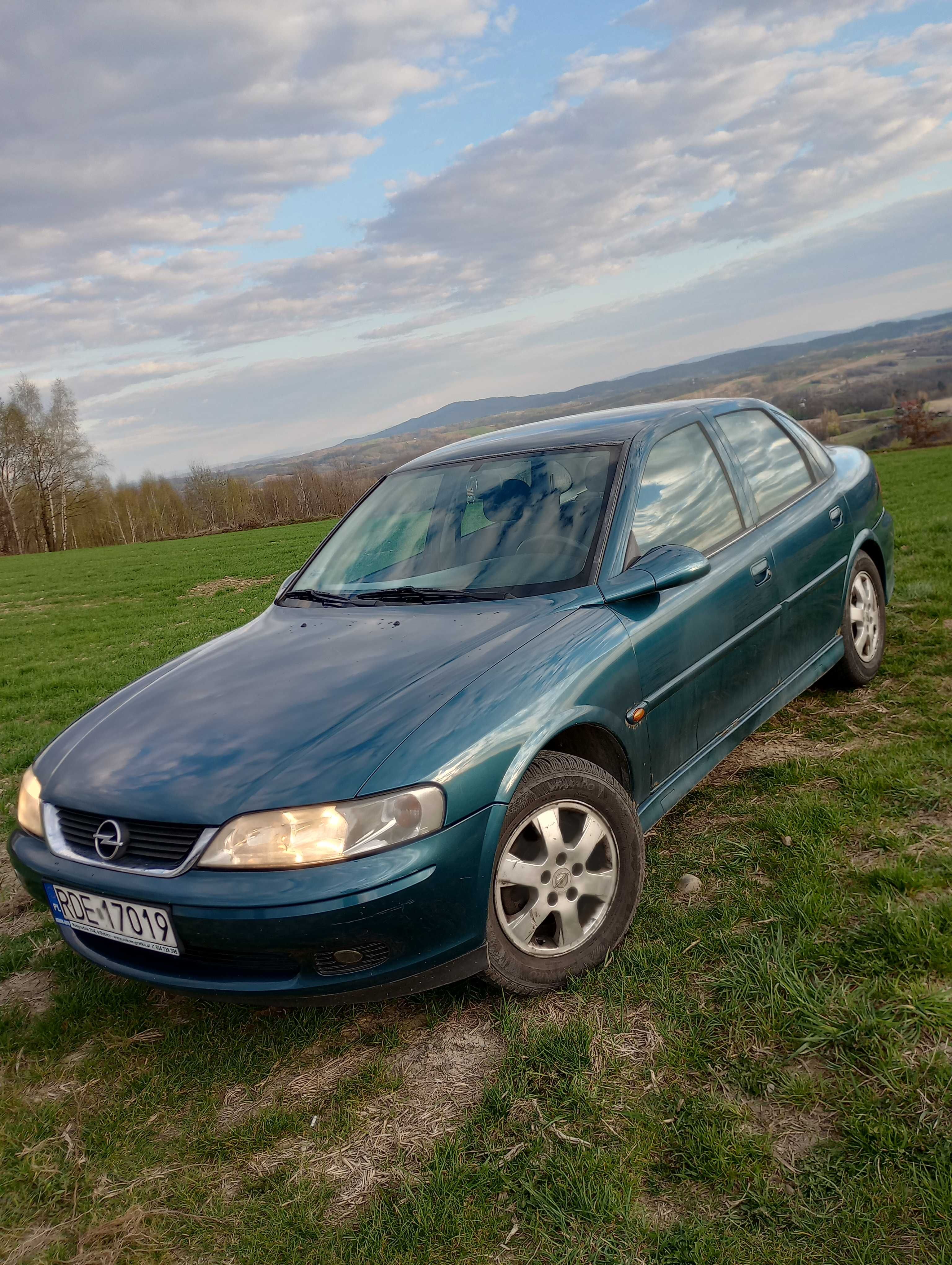 Samochód osobowy Opel Vectra
