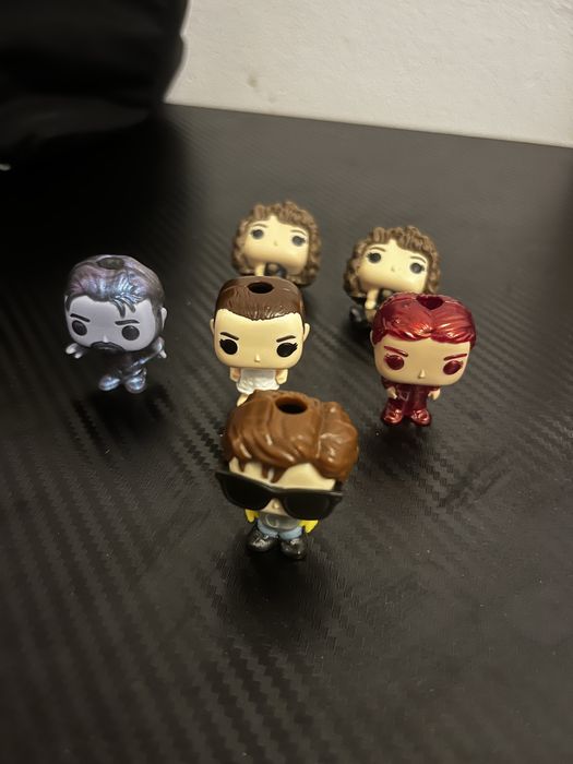 COLEÇAO STRANGER THINGS KINDER