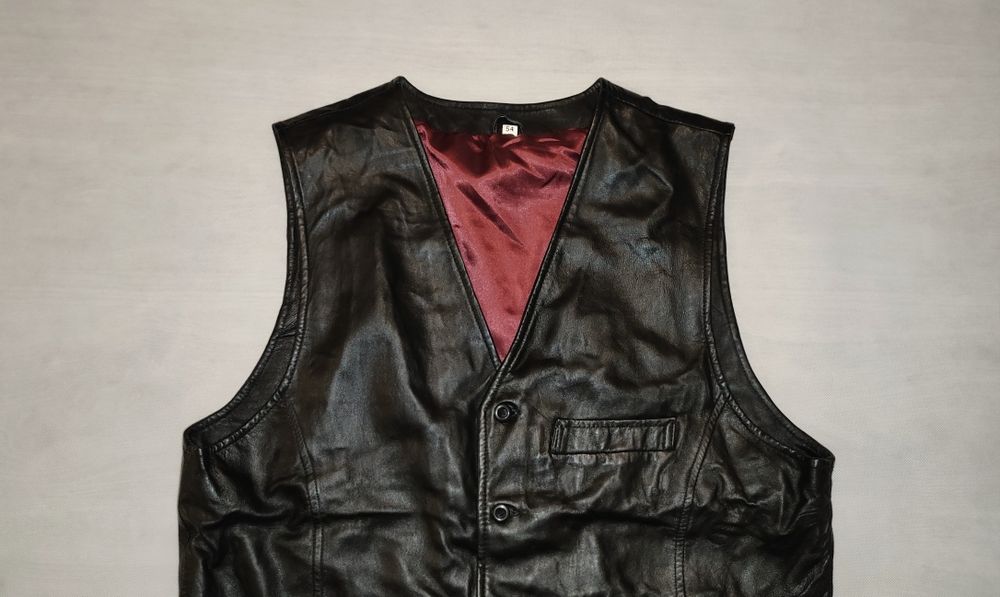 Kamizelka skórzana męska wiązana 54