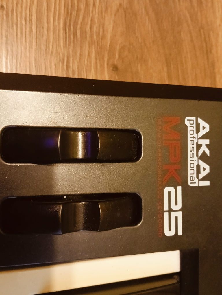 Keyboard MIDI AKAI MPK 25