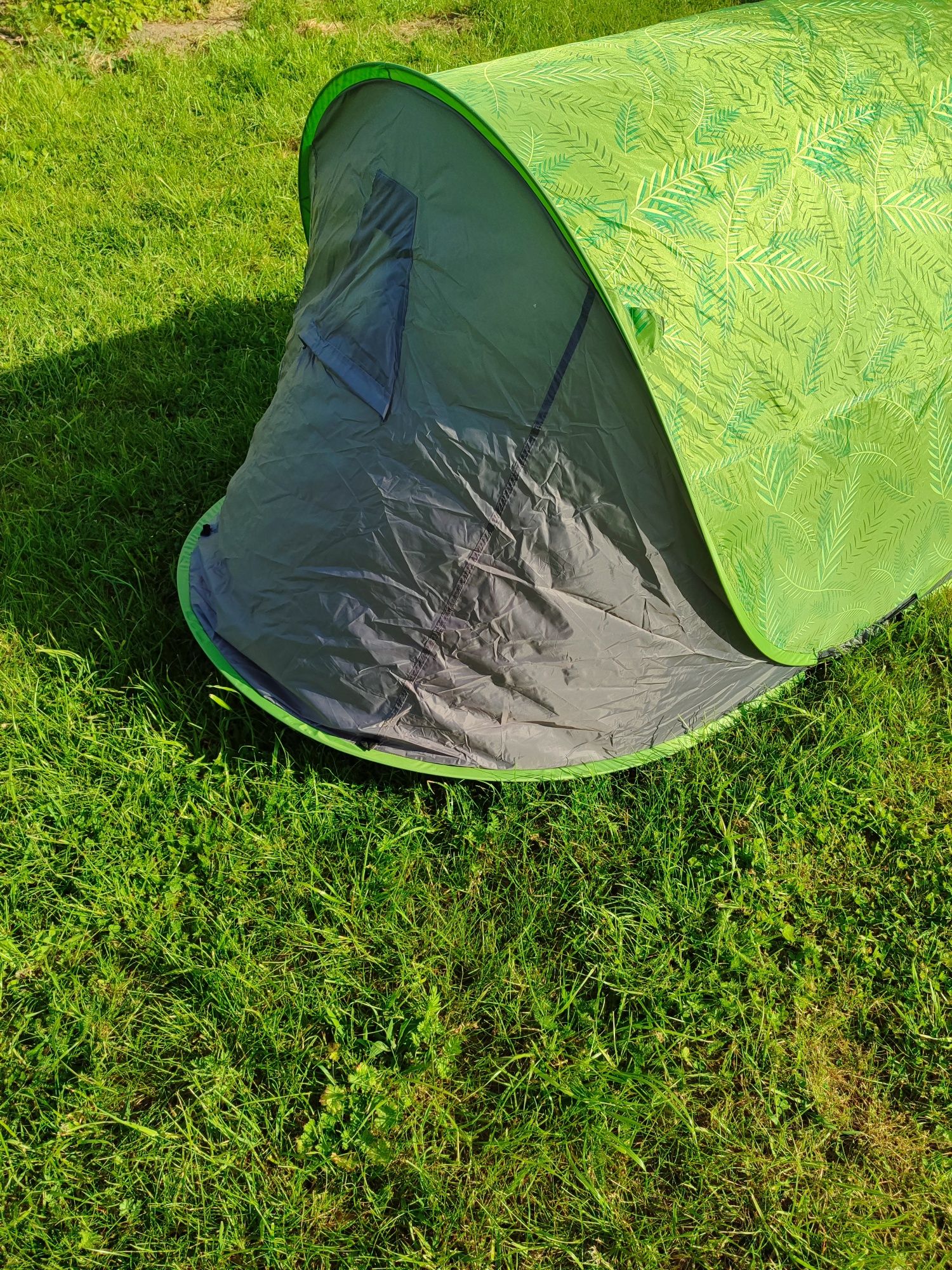 Namiot dwu osobowy typu POP UP Tent