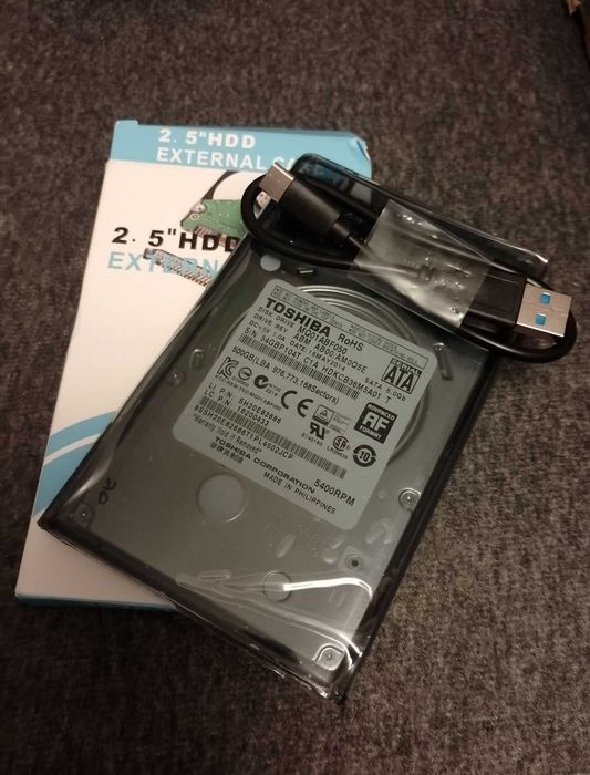 Przenośny dysk twardy 500 GB USB 3.0.