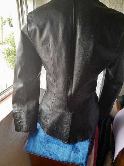 Casaco preto S/M  alto woman