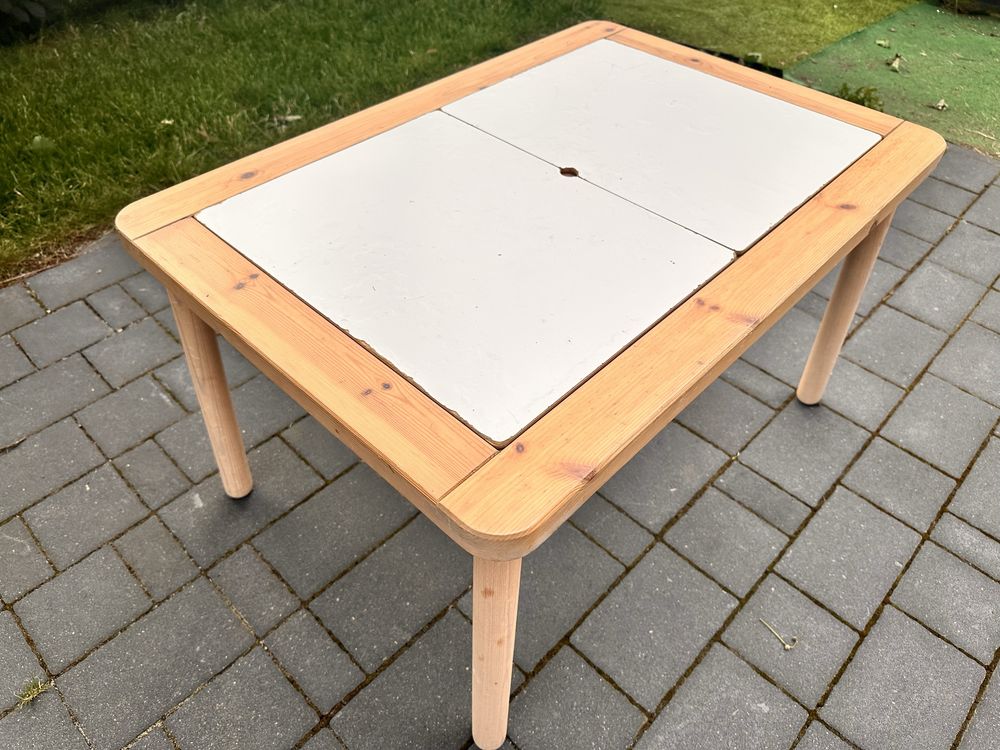 Stolik dla dziecka ikea flisat