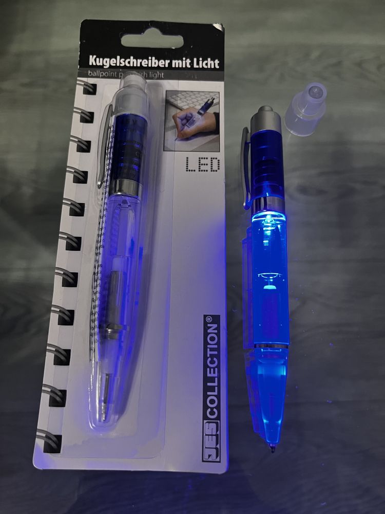 Кулькова ручка з підсвічуванням led. Шариковая ручка с led подсветкой.