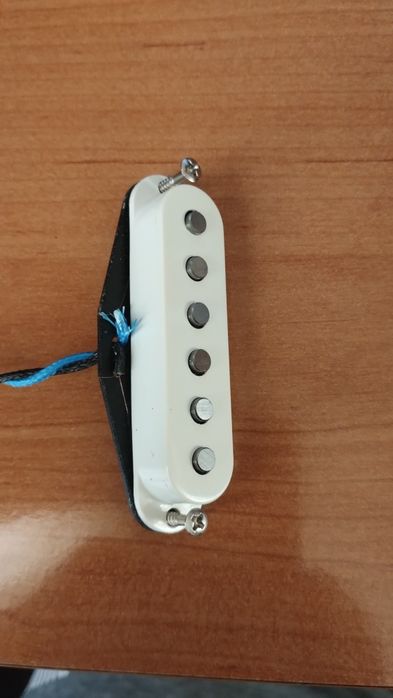 Продам звукознімачі сінгл коіл.