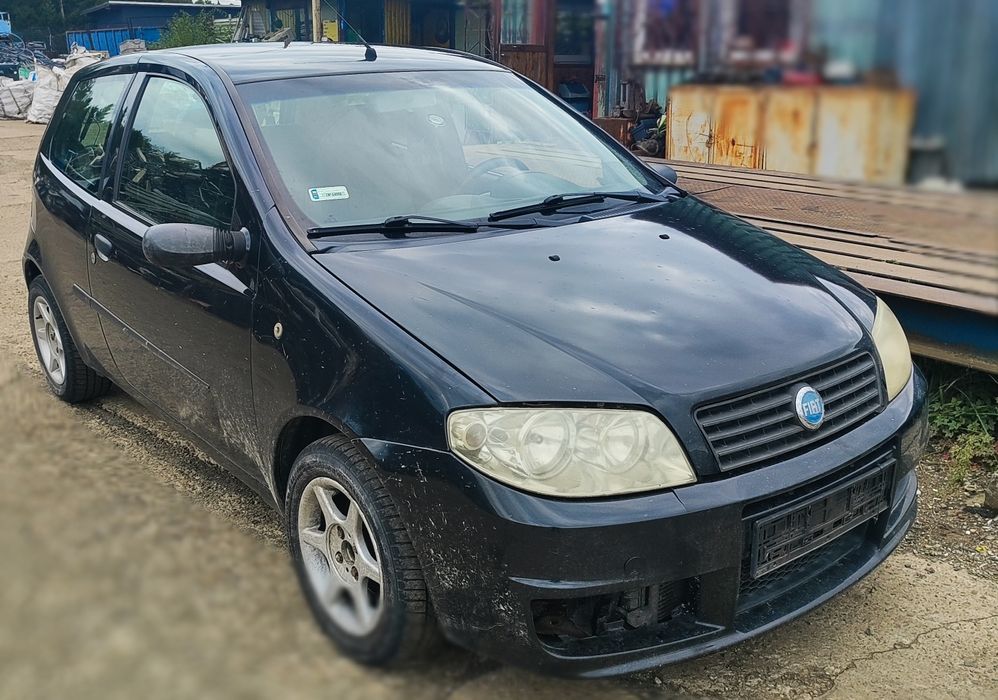 Fiat Punto 2 maska