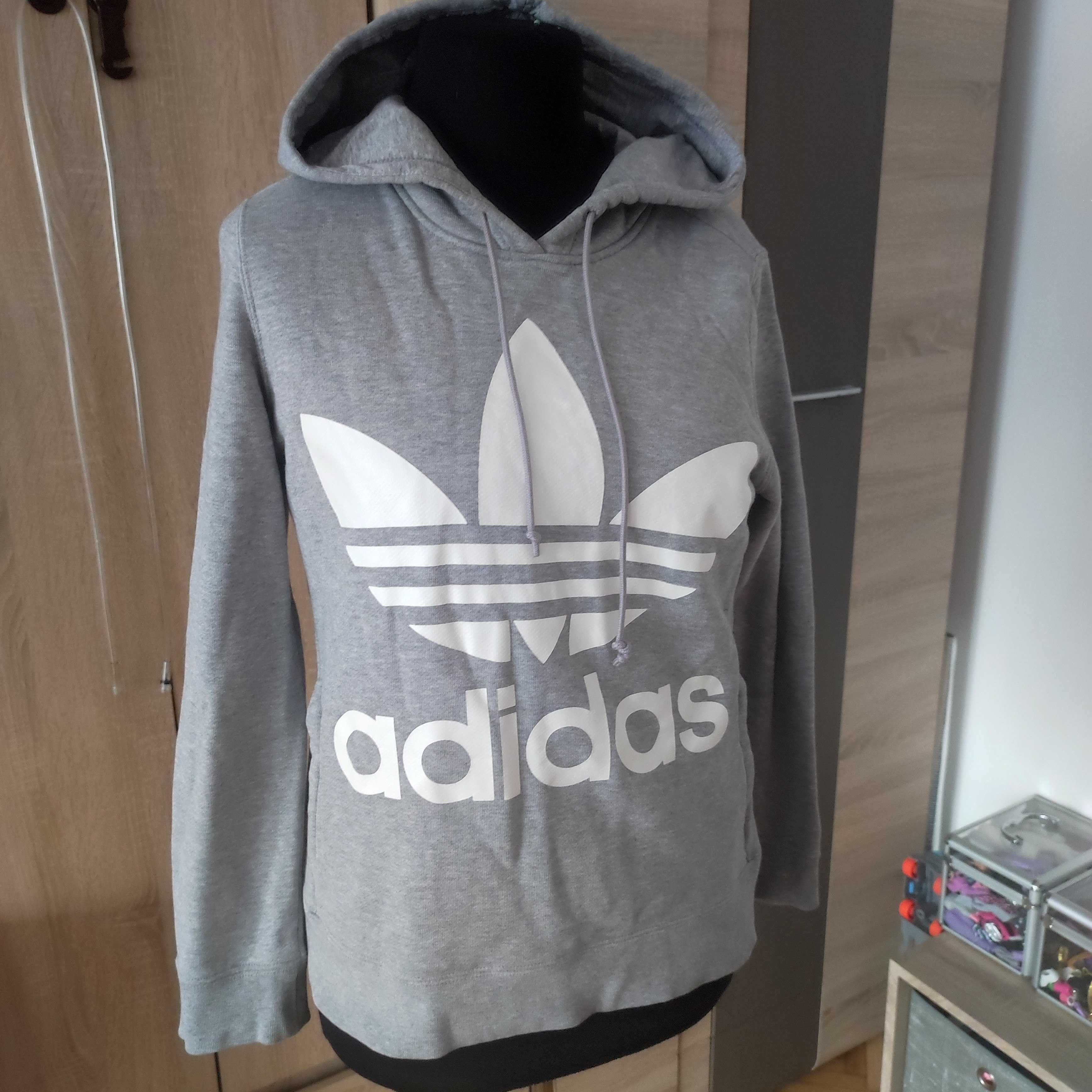 Szara bluza adidas S z kapturem duże logo treofil