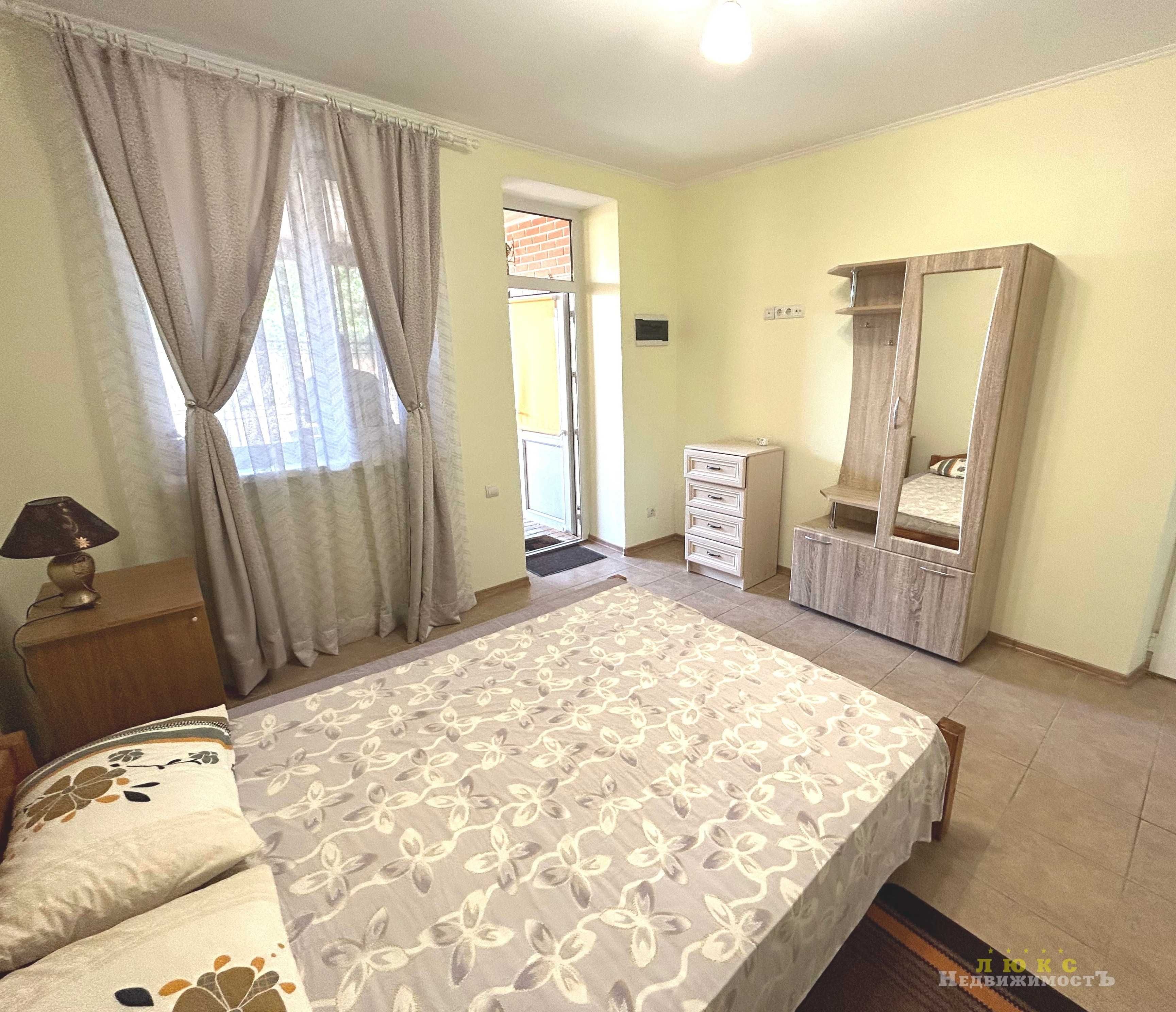 ЛУЧШЕЕ ПРЕДЛОЖЕНИЕ! Дом кооператив Посейдон, Совиньон, 20 м от пляжа!