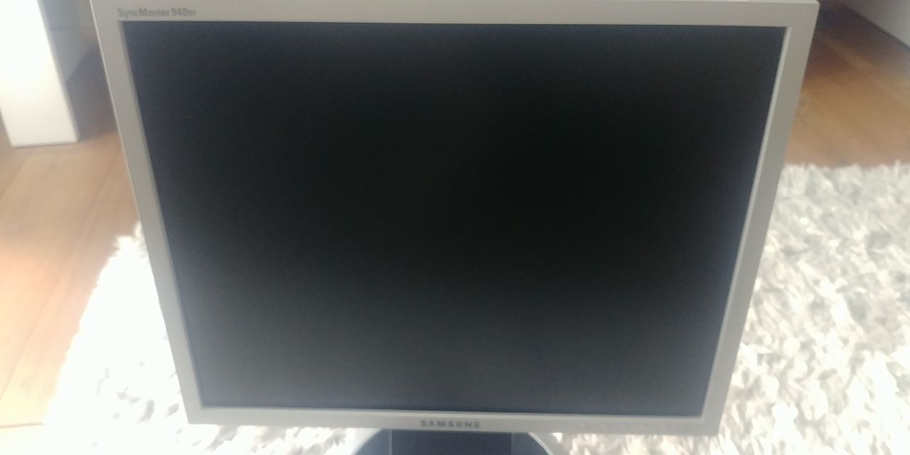 Monitor Samsung syncmaster 940 bf