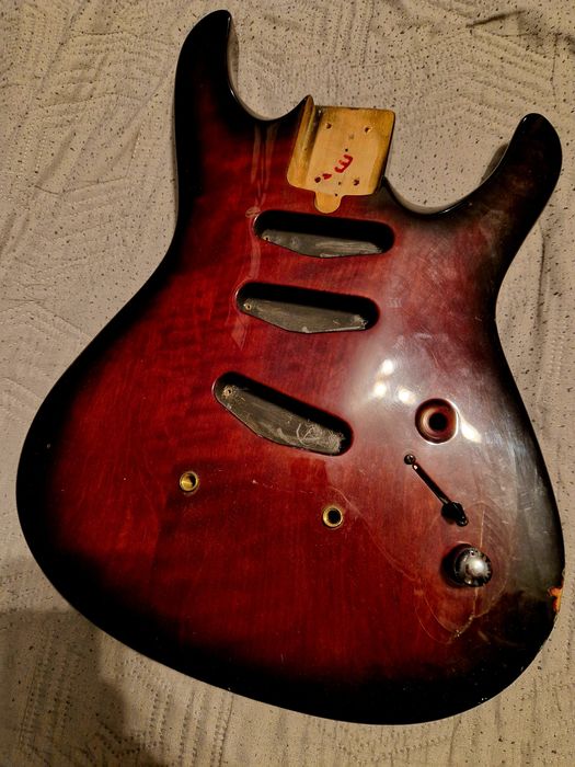 Korpus Ibanez Mayones 94 jesion