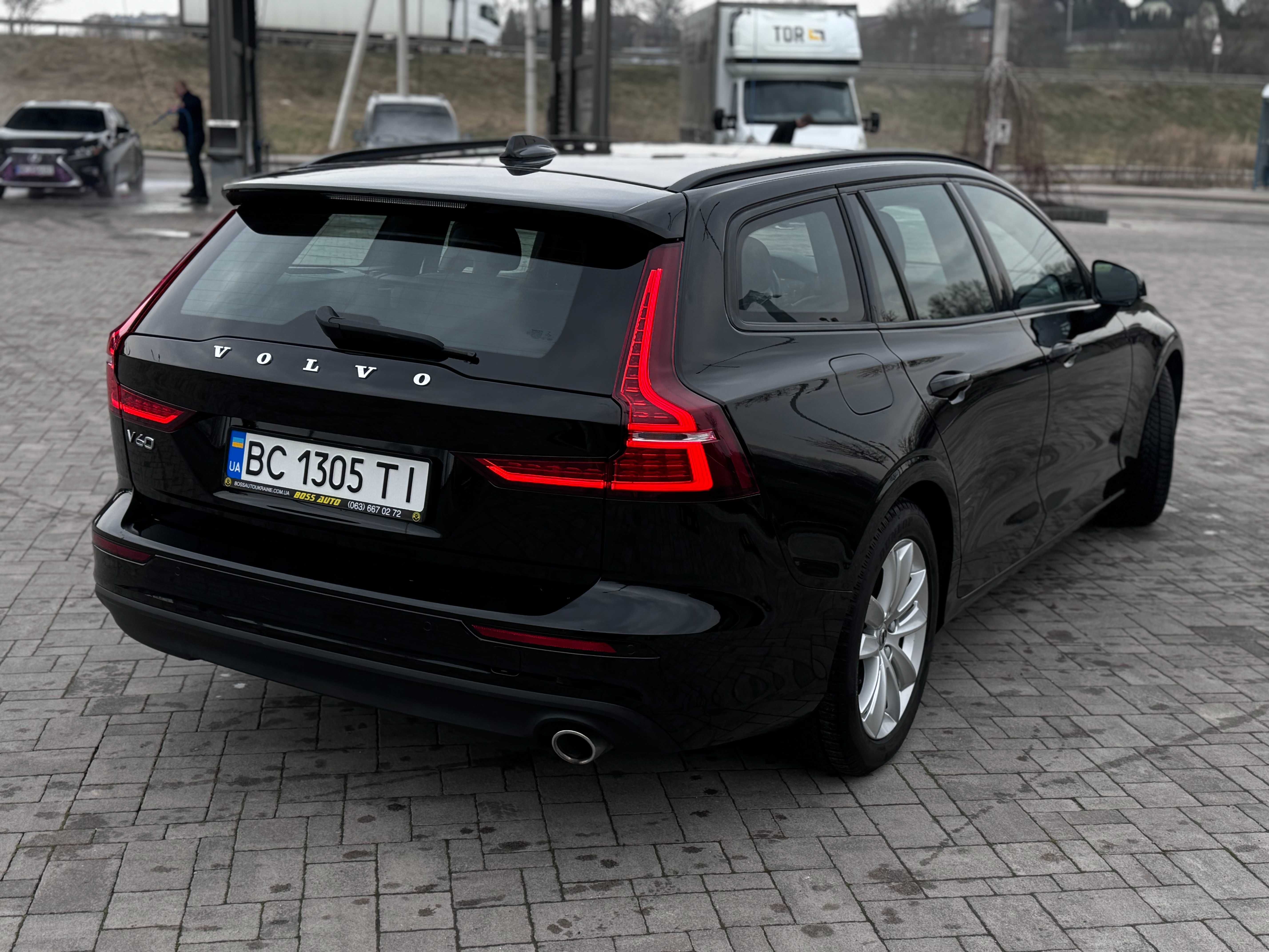 Volvo V60 2019 2.0 D AT