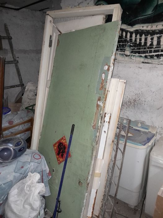 Отдам  бесплатно мебель.