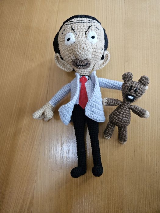 Jaś Fasola z misiem, Maskotka, szydelko