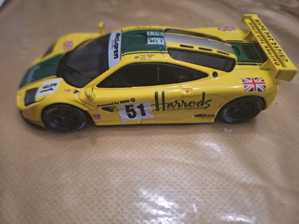 McLaren F1 GTR 1:43