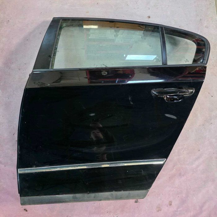 Двері задні VW Passat B6 Седан Пассат Б6 Задние двери