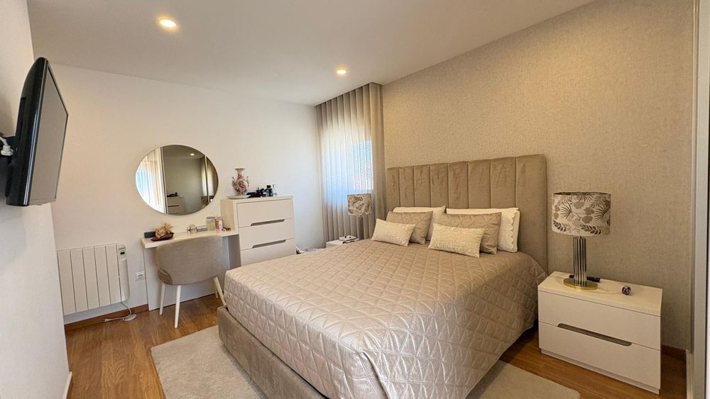 Vendo Andar Moradia T4 Duplex