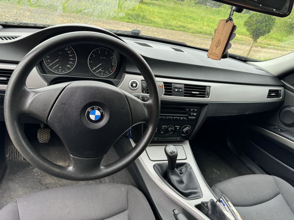 Bmw 318i 2007r drugi wlasciciel auto z niemiec