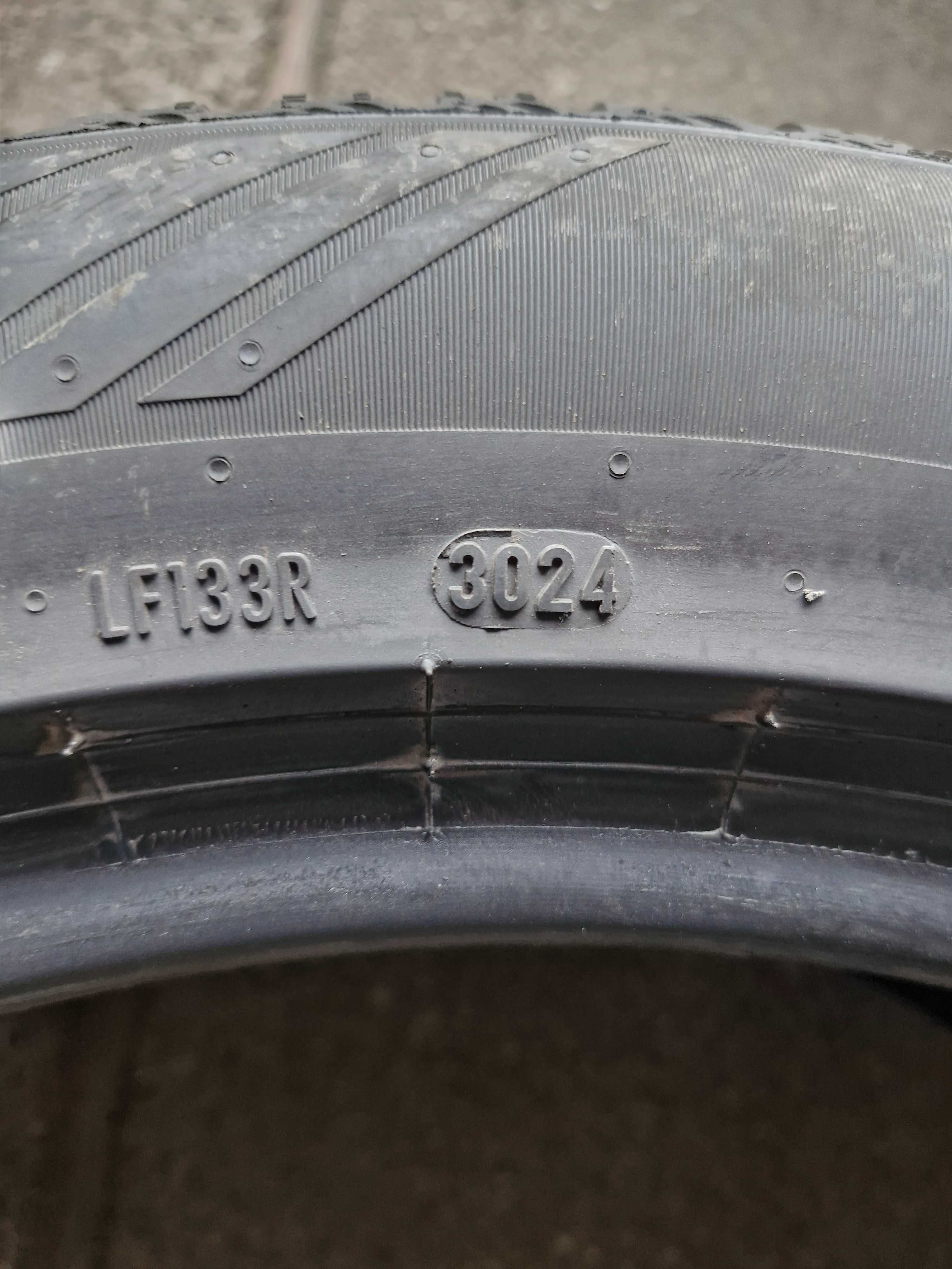 Opona całoroczna  235/50/19  103W  Pirelli  2024r