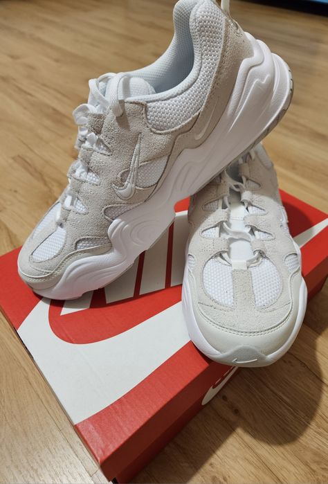 NIKE Tech Hera rozm 41 Nowe! Wygodne