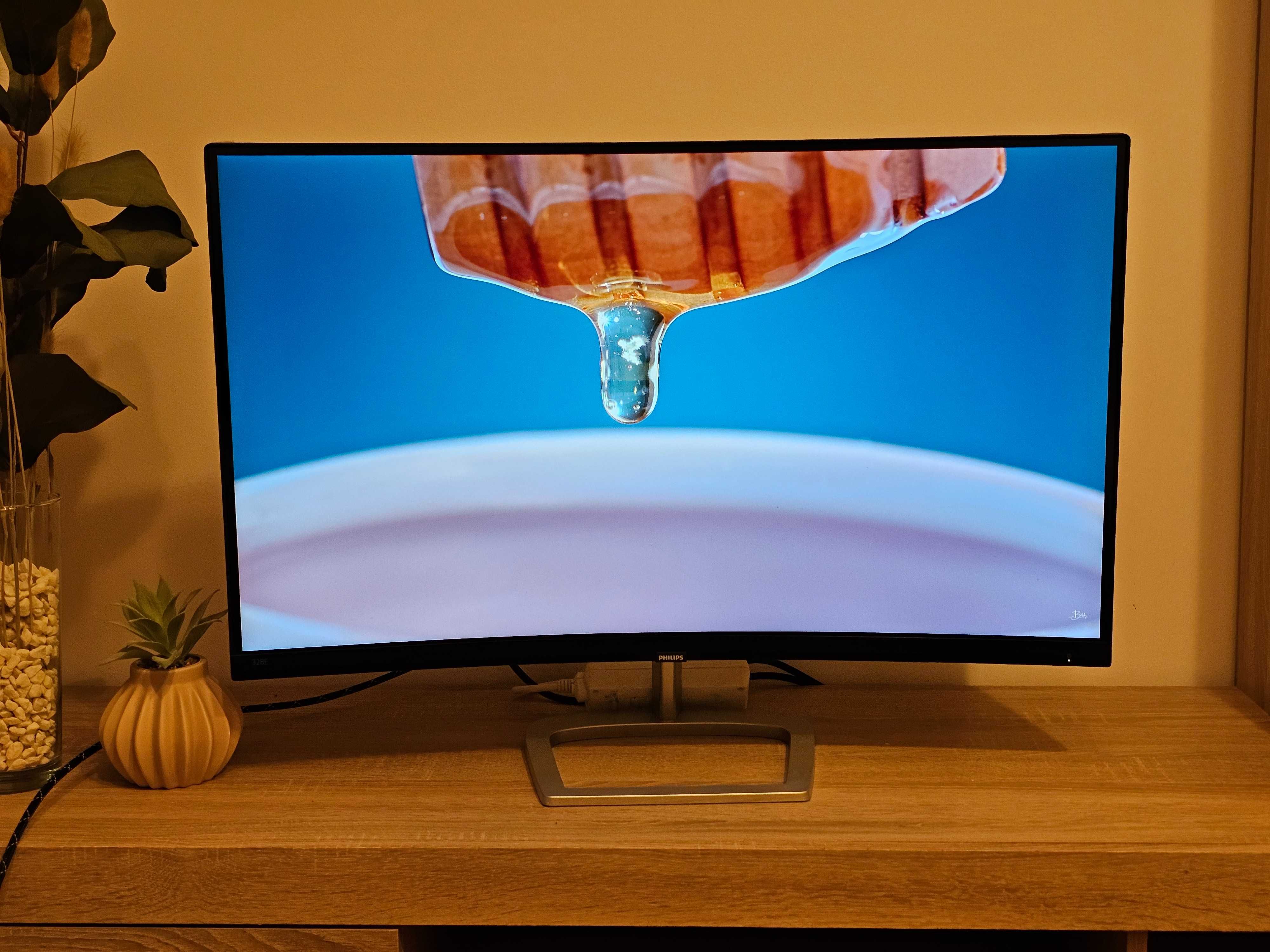 PHILIPS E-line 32" QHD/2560x1440px/Curved/Ultra Wide-Color/jak nowy