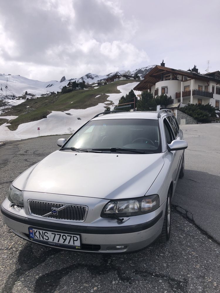 Volvo v70 awd D5 Rok 2002