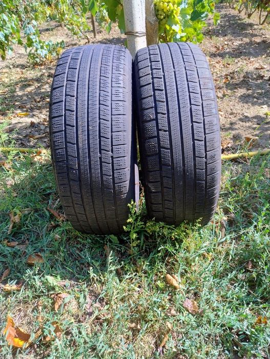 Дві шини Michelin 185/65/14