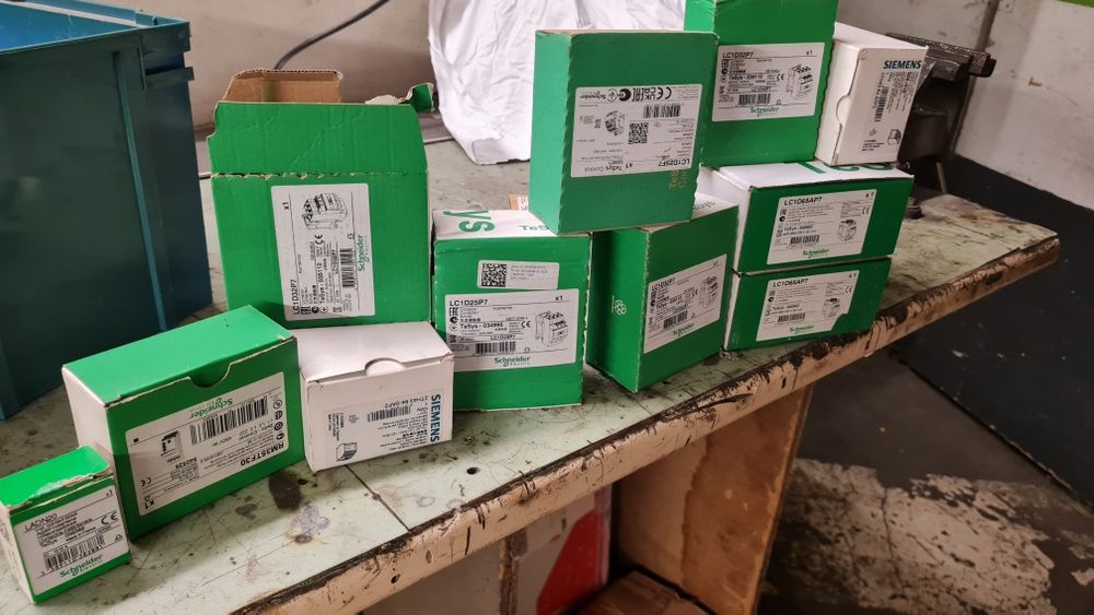 Contactores novos varios