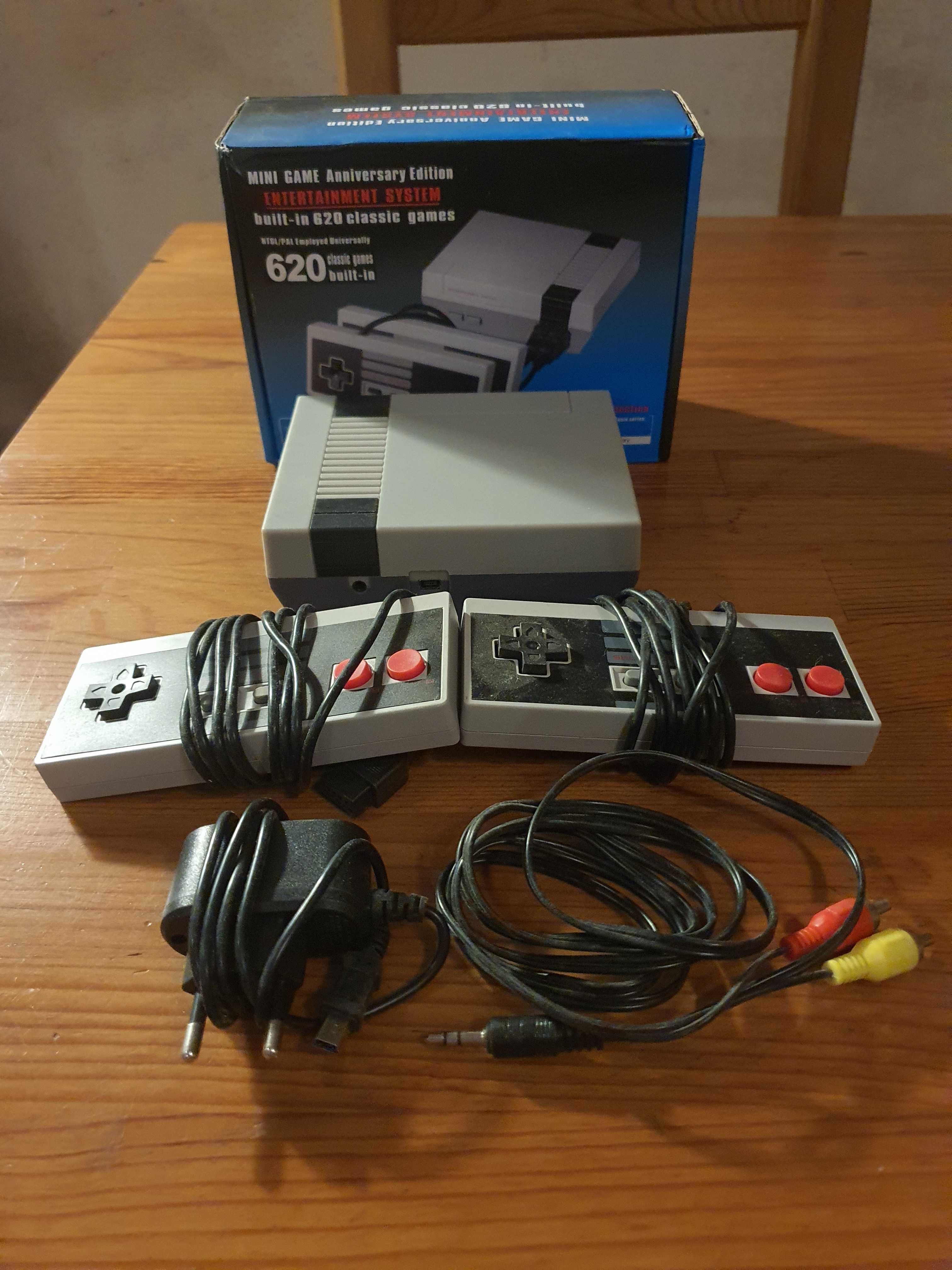 Nes mini (Anniversary Edition) com 620 jogos.