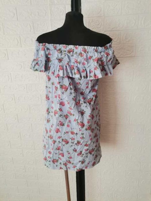 Sukienka rozmiar S nowa stradivrius hiszpanka cena 1 5zł