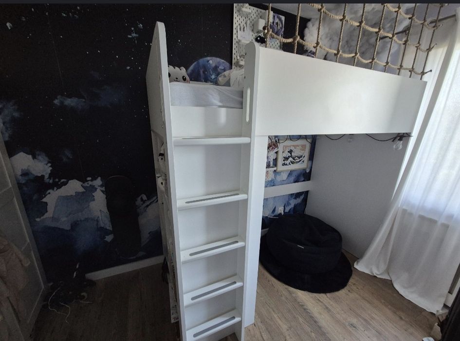 Ikea smastad na antresoli Ikea