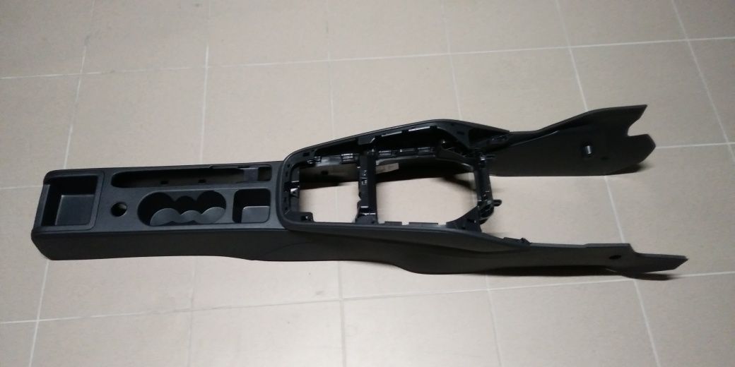 Konsola środkowy skoda fabia 4
