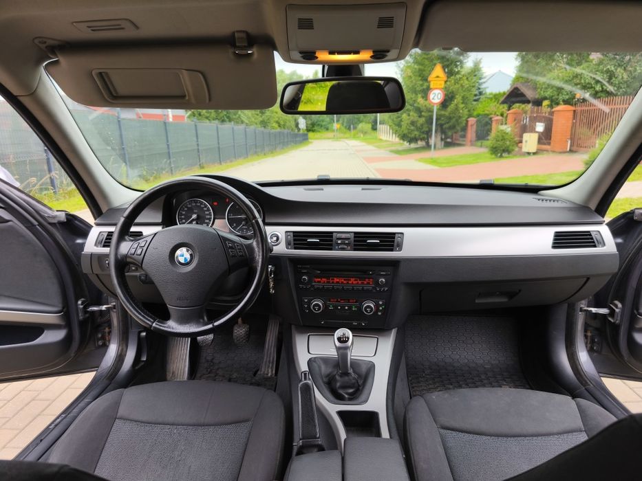 BMW e90 318d dwa komplety kół
