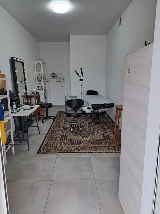 Продаж комерції з ремонтом та готовим бізнесом