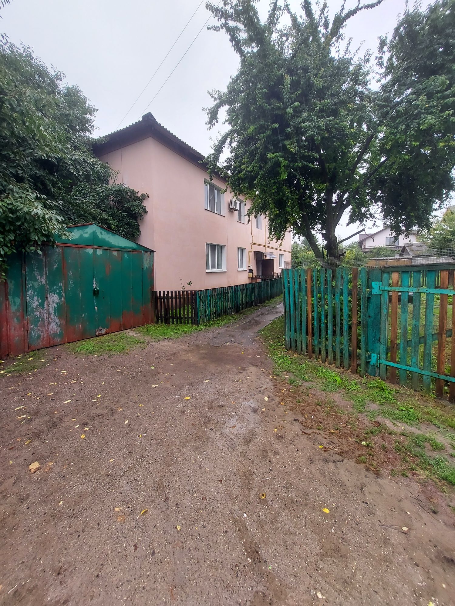 Продам 2-х кімнатну квартиру 47.м.кв.  у С. Пухівка