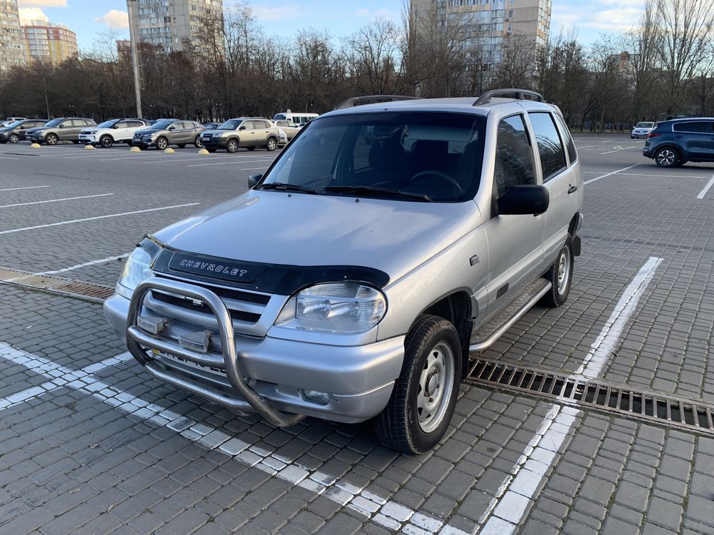 Chevrolet Niva 1.7