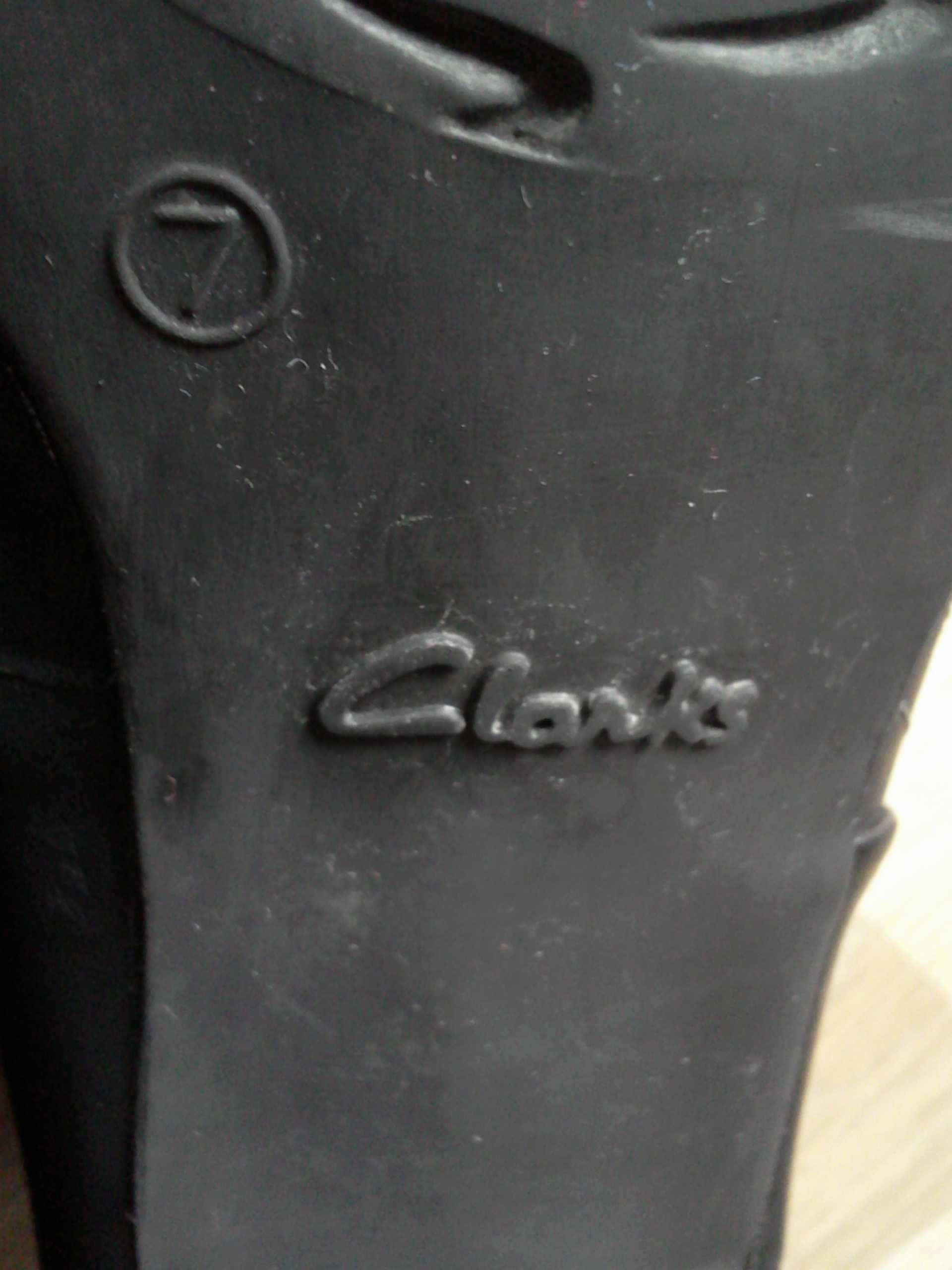Туфлі жіночі Clarks шкіра 42 розмір