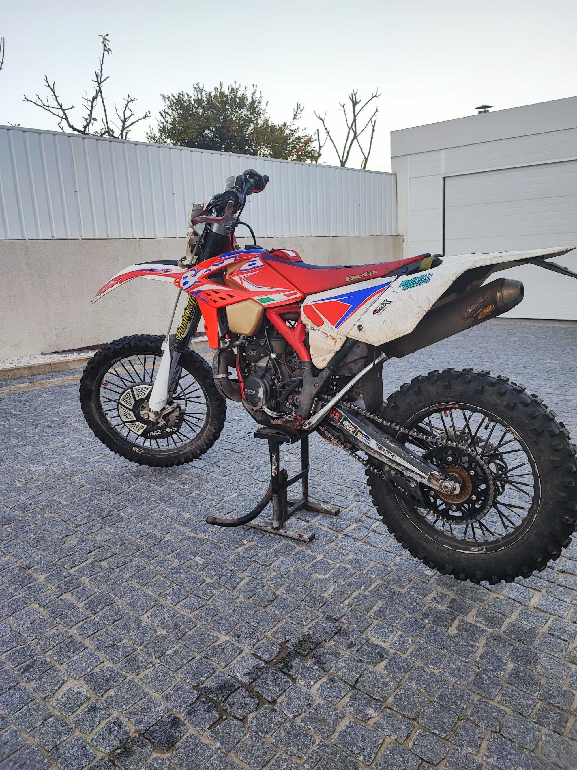 Beta RR300 sem nada a fazer