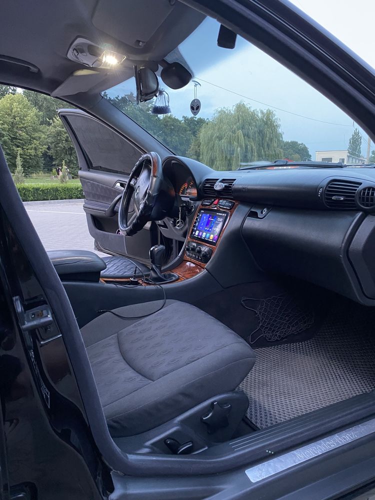 Продам мерседес w203