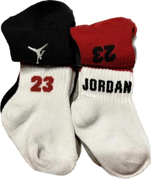 Skarpetki JORDAN 6-12 miesięcy