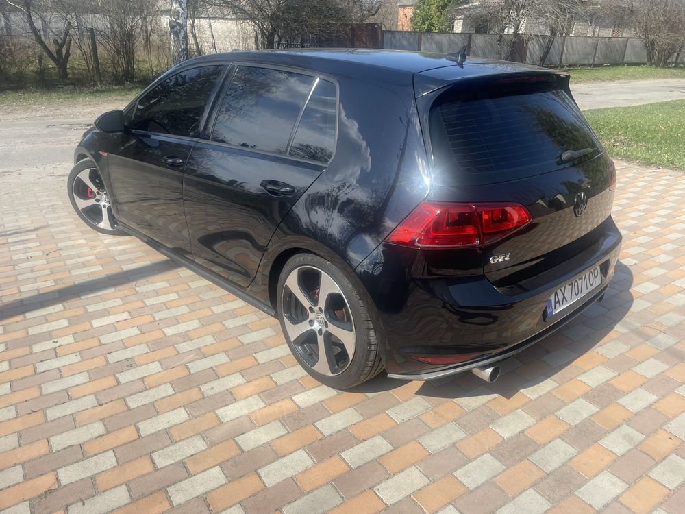 Volkswagen Golf GTI 2017 року