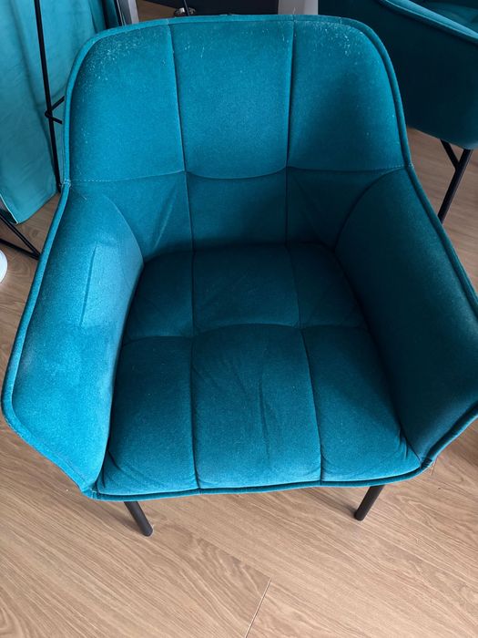 6 krzeseł Piemont z Agata Meble – wygodne, tapicerowane (turkusowe)