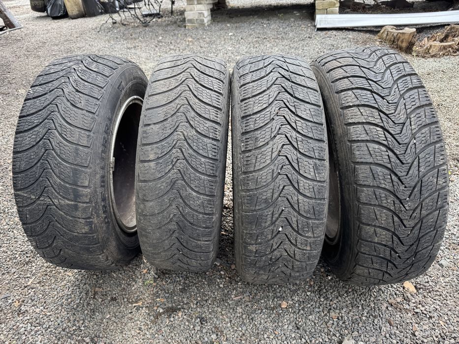 Комплект дисків з резиною Toyota Rav 4 2000-2005