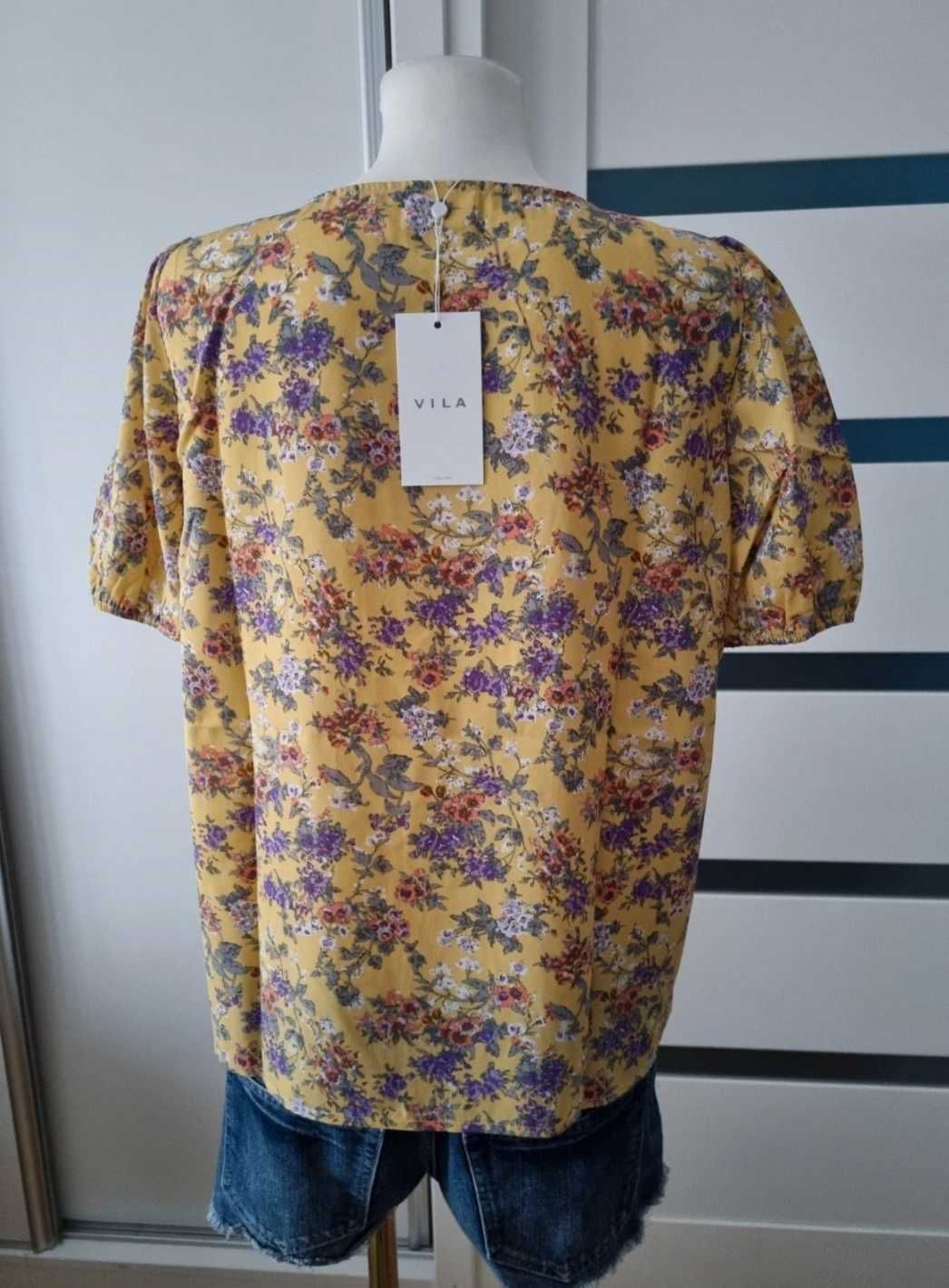 Zwiewna letnia bluzka w kwiaty Vila L