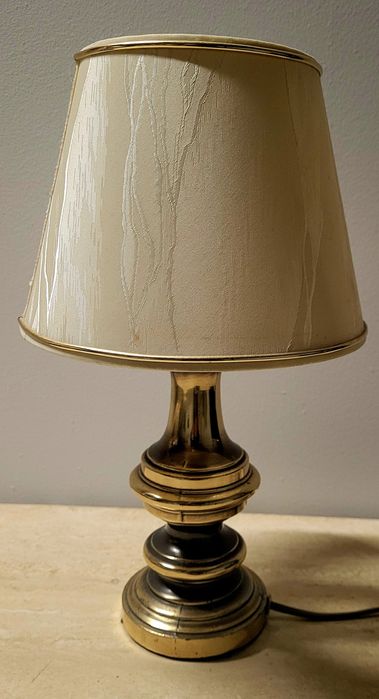 Piękna mosiężna lampka nocna retro