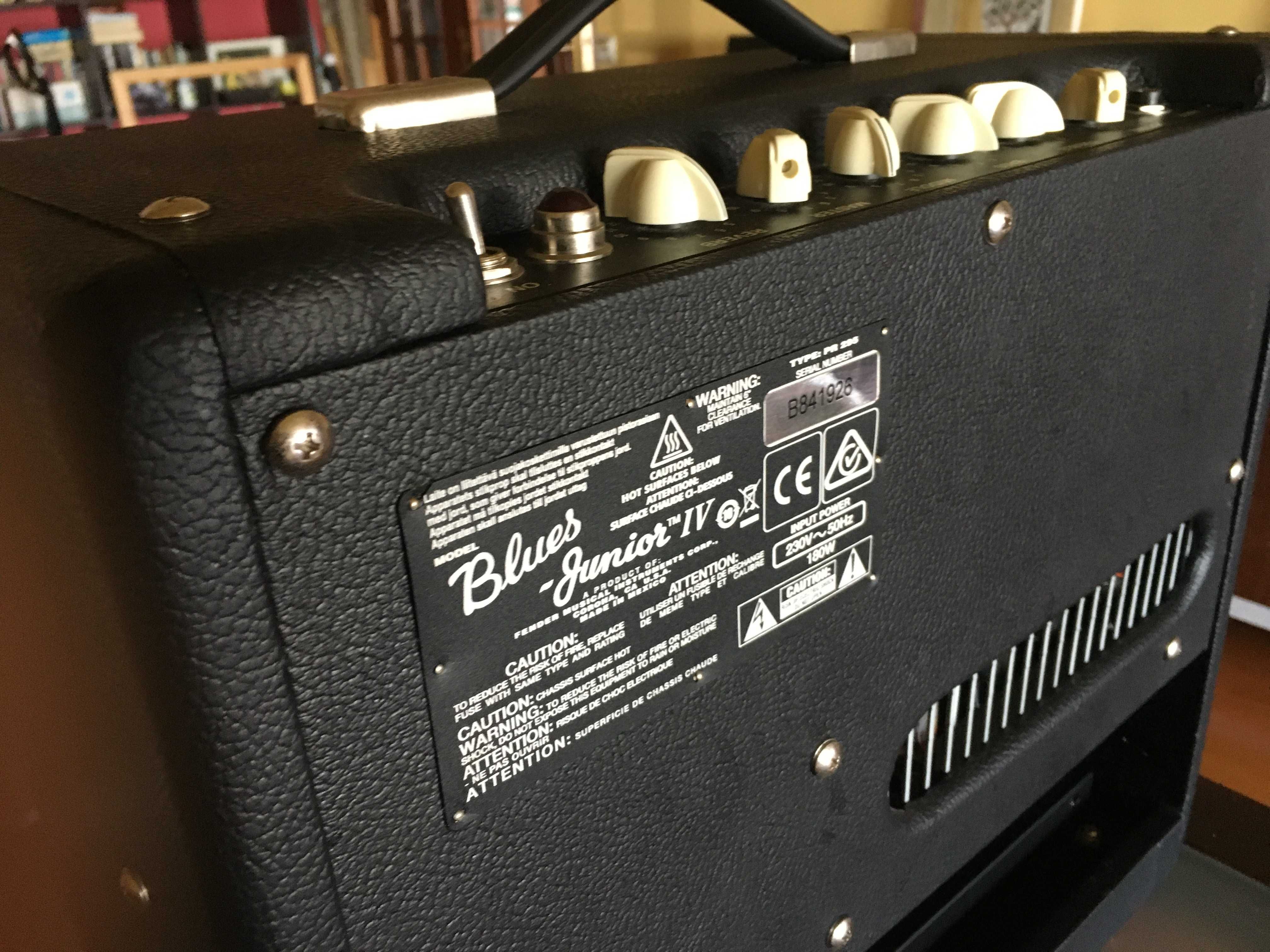 Fender Blues Junior IV - amplificador válvulas