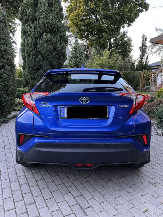 Toyota C-HR 1.8 122 km Hybrid